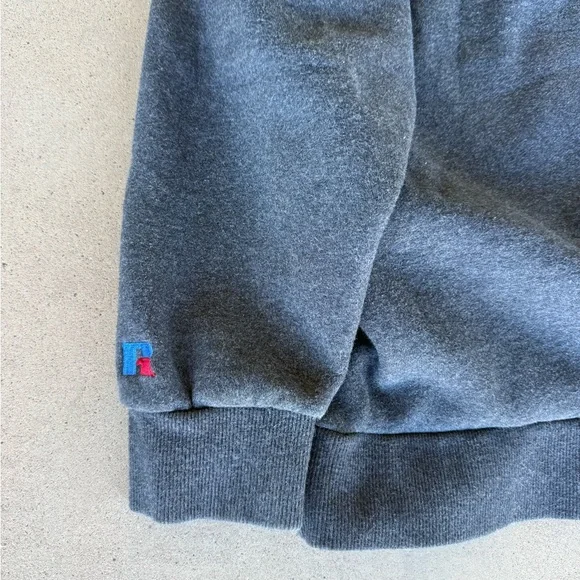 VINTAGE Russell Athletic Gray Crewneck Sweater - Picture 5 of 5